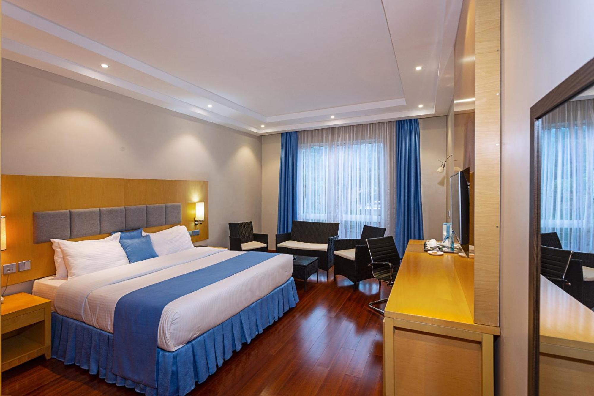 Three Steers Hotel Meru Exterior foto